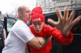 Paparazzo processa Justin Bieber por suposta agressão e ameaça com arma